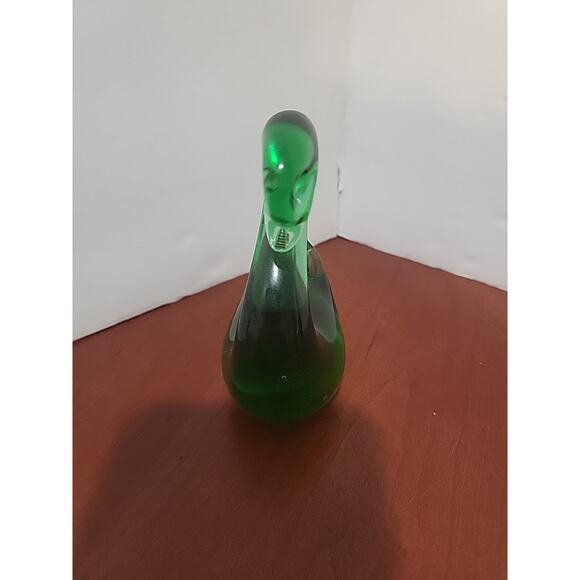 Hand Blown Green Glass Swan - Picture 3 of 7